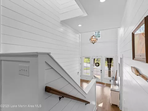Entry Way - 92 Old Jay Rd, Eclectic, AL 36024 photo 3 of 6