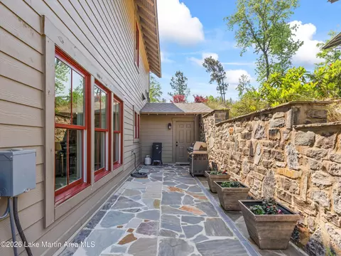 Exterior - 92 Old Jay Rd, Eclectic, AL 36024 photo 10 of 14