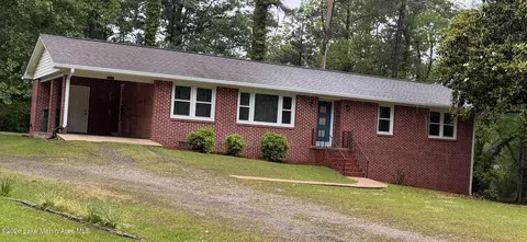 1672 Scott Rd, Alexander City, AL 35010