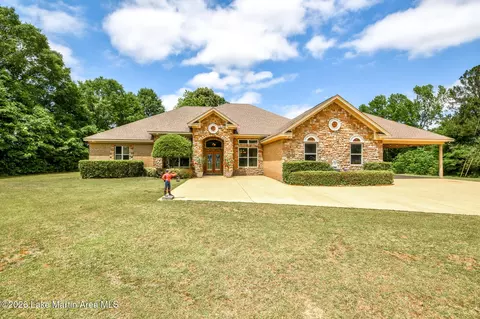 5561 Macedonia Rd, Tallassee, AL 36078