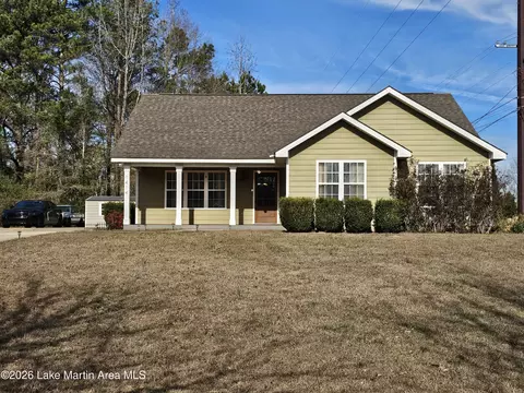 1414 Creek Rd, Alexander City, AL 35010