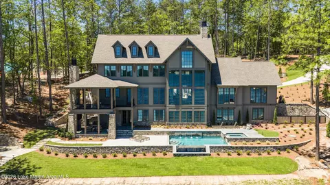 68 Heritage Pt N, Alexander City, AL 35010