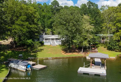 44 Hickory Dr, Dadeville, AL 36853