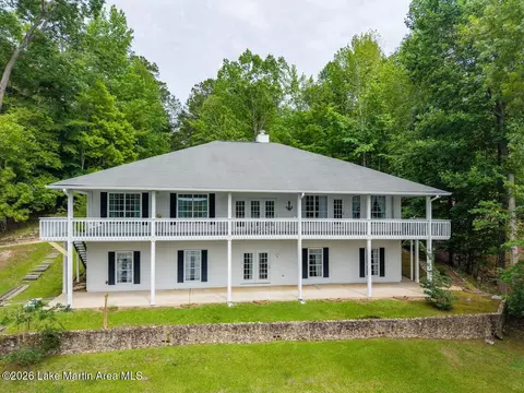 136 Mountain Laurel Cir, Jacksons Gap, AL 36861