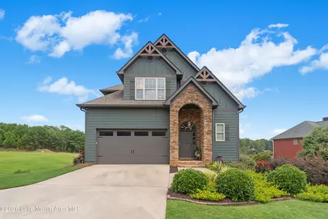 247 Karis Dr, Dadeville, AL 36853