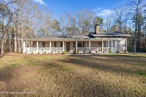 2208 Oliver Ave, Alexander City, AL 35010
