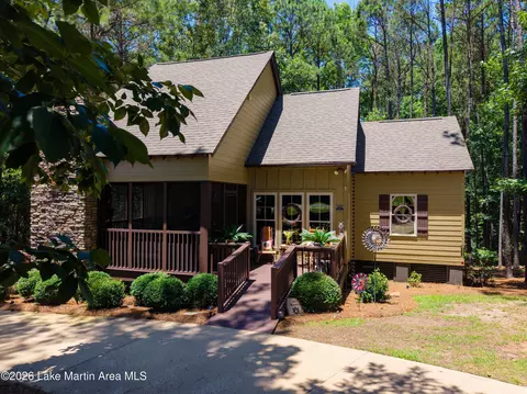 194 Camp Cir, Dadeville, AL 36853