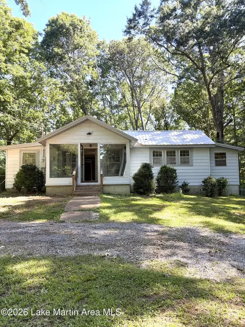 2177 Scott Rd, Alexander City, AL 35010