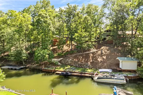 522 Driftwood Dr, Jacksons Gap, AL 36861