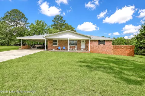1097 Lamberth Rd, Alexander City, AL 35010