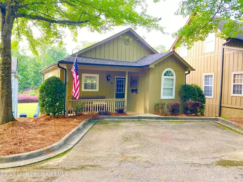 40 Honeysuckle Ln, Eclectic, AL 36024