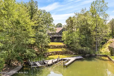 219 Ridgeview Pt, Alexander City, AL 35010