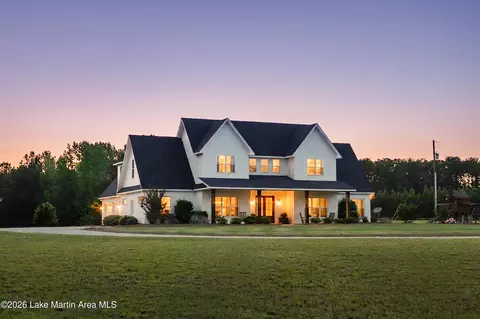 3154 County Road 54 West W, Notasulga, AL 36866