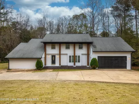 717 Cary Dr, Auburn, AL 36830