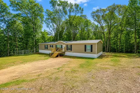 132 Ridge Dr, Dadeville, AL 36853