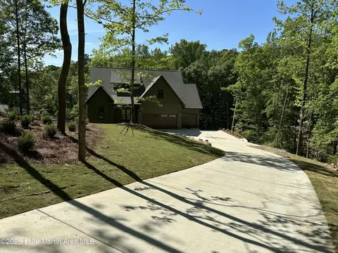 216 7 Bark Trl, Jacksons Gap, AL 36861
