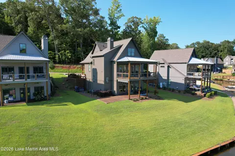 101 Landing Dr, Dadeville, AL 36853