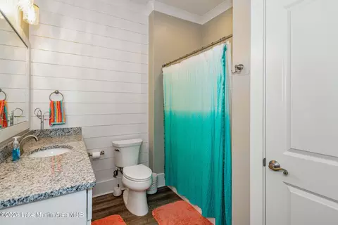 Bath - 944 Hancel Rd, Equality, AL 36026 photo 6 of 7