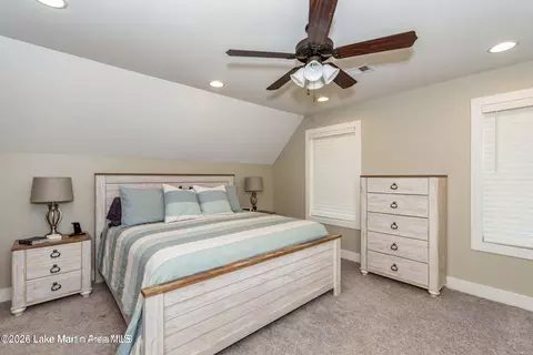 Bedroom - 944 Hancel Rd, Equality, AL 36026 photo 2 of 9