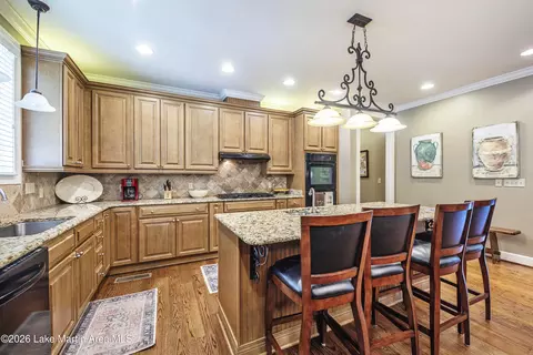 Kitchen - 59 Driftwood Point Rd, Equality, AL 36026 photo 2 of 2