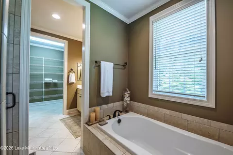 Bath - 59 Driftwood Point Rd, Equality, AL 36026 photo 2 of 6