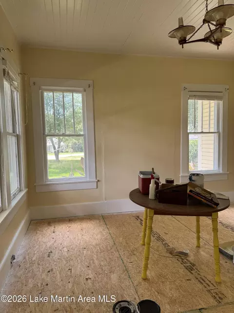 380 West St, Dadeville, AL 36853