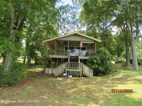 353 Farm Loop Rd, Alexander City, AL 35010