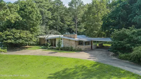 3052 Dadeville Rd, Alexander City, AL 35010