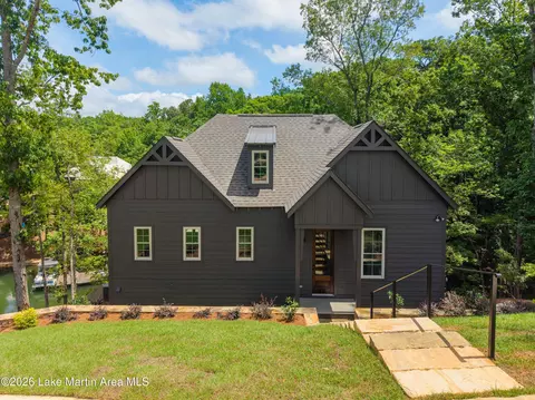 156 Village Trl, Dadeville, AL 36853