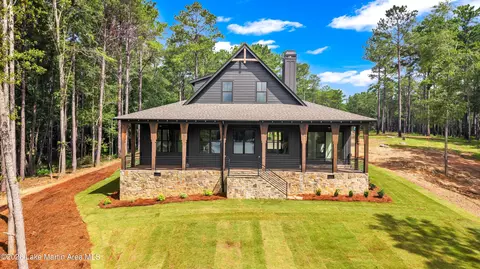 67 Cove Cir, Alexander City, AL 35010