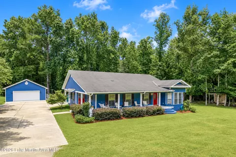3297 Notasulga Rd, Tallassee, AL 36078