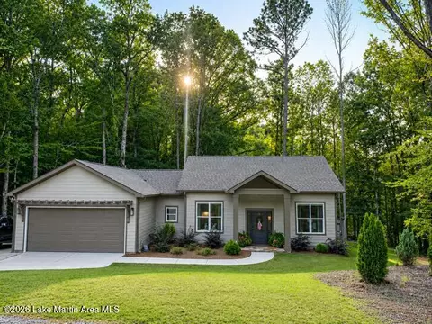 292 Knollwood Dr, Dadeville, AL 36853