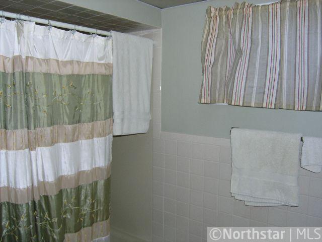1723 E 6th St, Duluth, MN 55812 photo 11