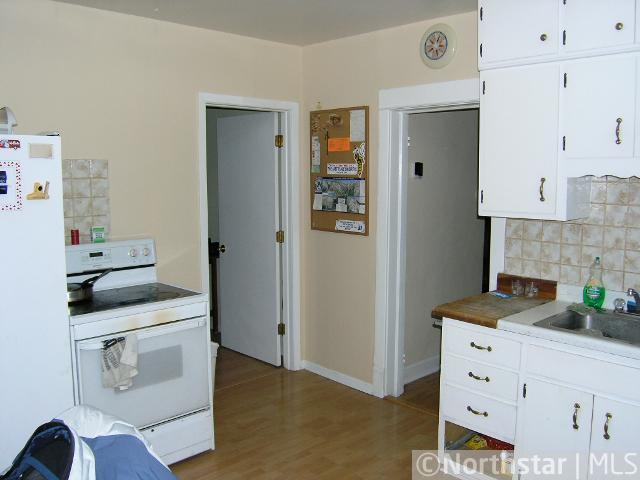 1723 E 6th St, Duluth, MN 55812 photo 8