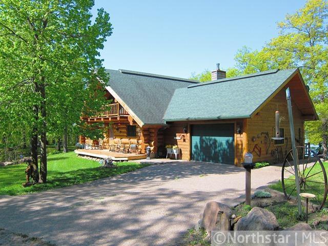 33607 Lilac Trl, Cushing, MN 56443 photo 2