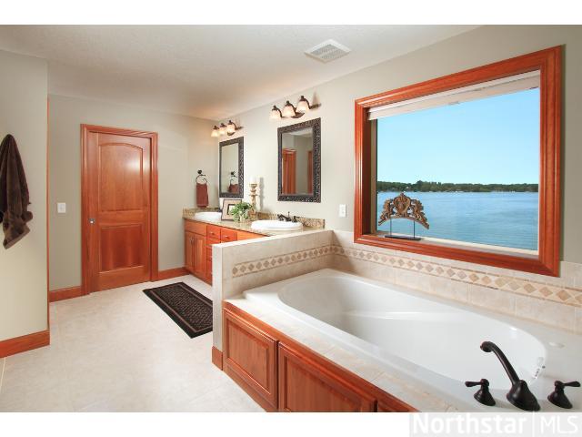 5308 Three Points Blvd, Mound, MN 55364 photo 13