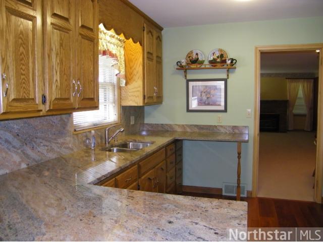 700 Riverside Dr NE, Saint Cloud, MN 56304 photo 5