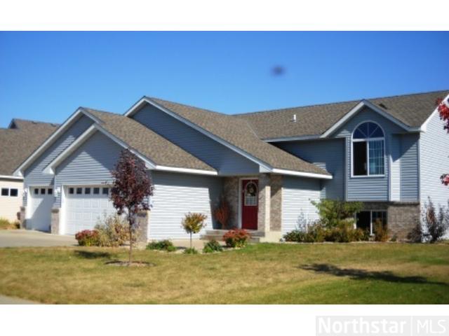 1614 Quail Dr, Saint Cloud, MN 56303 photo 2
