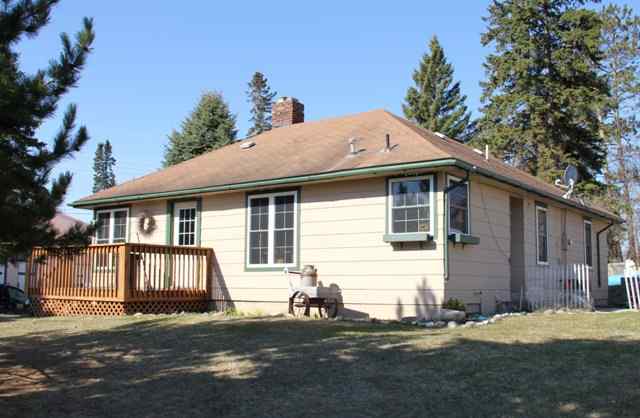 218 7th St, Walker, MN 56484 photo 1