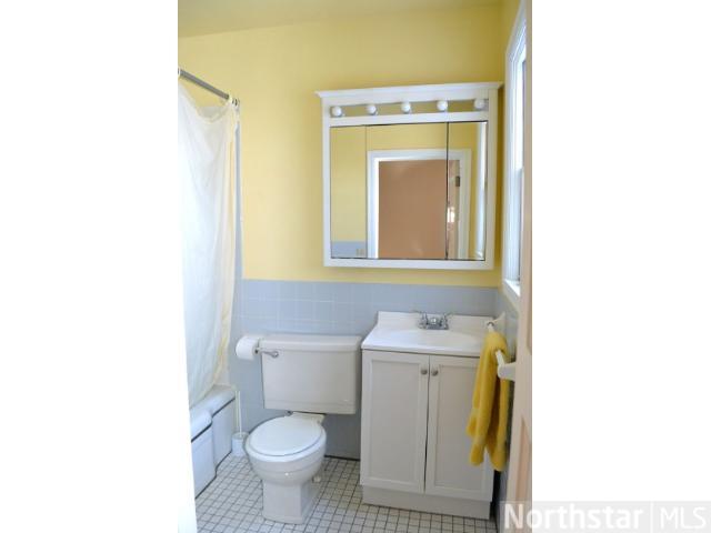 5366 Eagle St, Saint Paul, MN 55110 photo 9