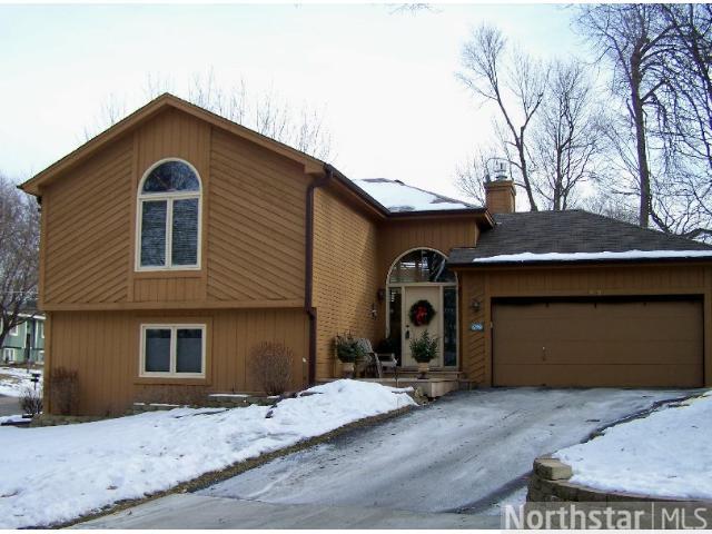 3048 Alexander Ln, Mound, MN 55364 photo 1