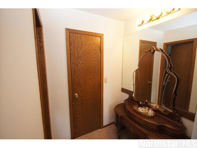 4746 Hauge Cir, Eagan, MN 55122 photo 8
