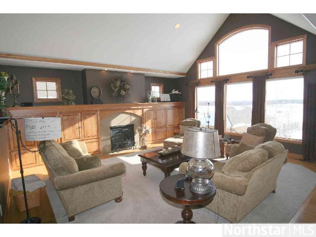 1231 Adrian Dr, Chaska, MN 55318 photo 6