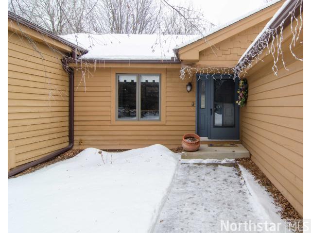 4865 Highcrest Dr, Excelsior, MN 55331 photo 2