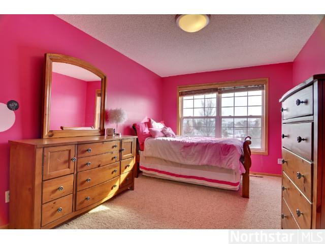 2774 Simons Dr, Chaska, MN 55318 photo 8