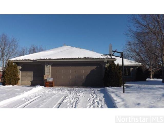2421 Meadow Ct, Saint Cloud, MN 56301 photo 1