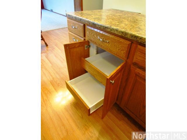 1027 Bromo Ave, Saint Cloud, MN 56303 photo 4