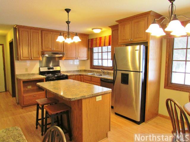 1027 Bromo Ave, Saint Cloud, MN 56303 photo 2