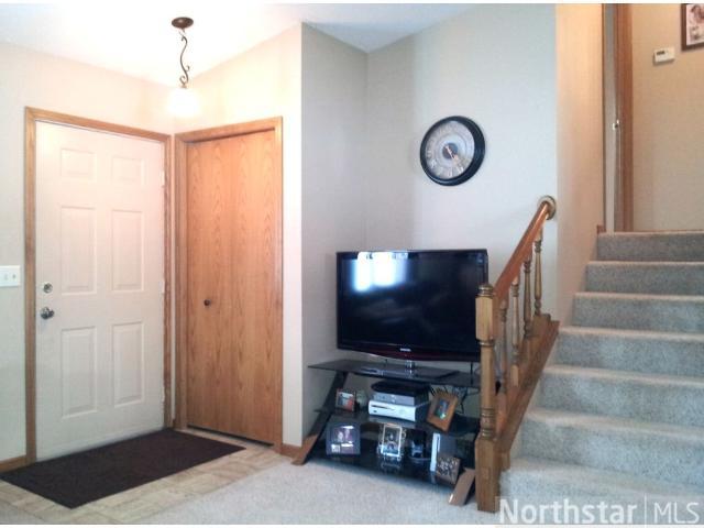 5624 Spruce St, Saint Cloud, MN 56303 photo 2