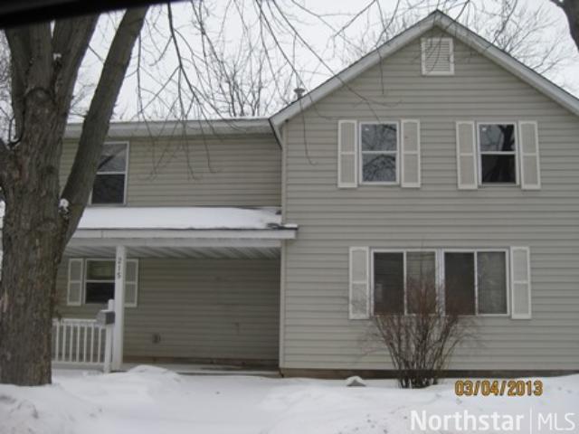 215 Beech St, Chaska, MN 55318 photo 1